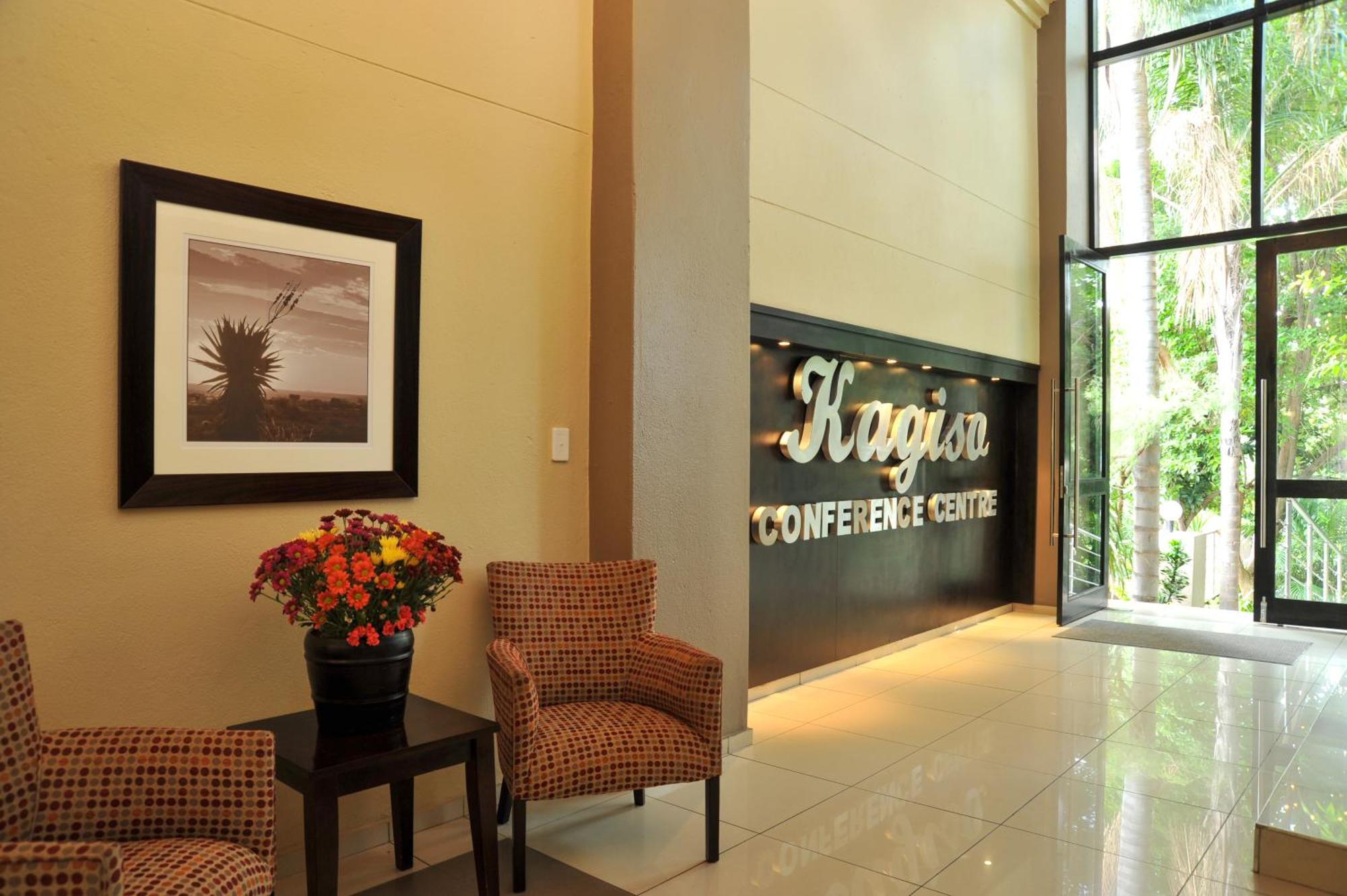 Safari Hotel & Convention Centre Rustenburg Ngoại thất bức ảnh